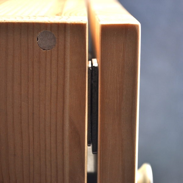 꾸밈닷컴 - 가구부속/캠핑카부속 ▼ > 자석캐치/래치/빠찌링 > 슬림판 자석캐치