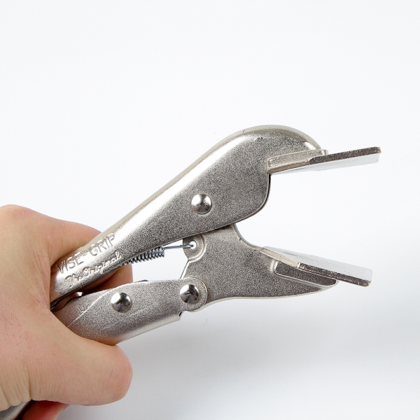 꾸밈닷컴 - 수공구/전동공구/잡화류 ▼ > 수공구▼ > 클램프 > IRWIN 철판용 클램프 8R (200mm)