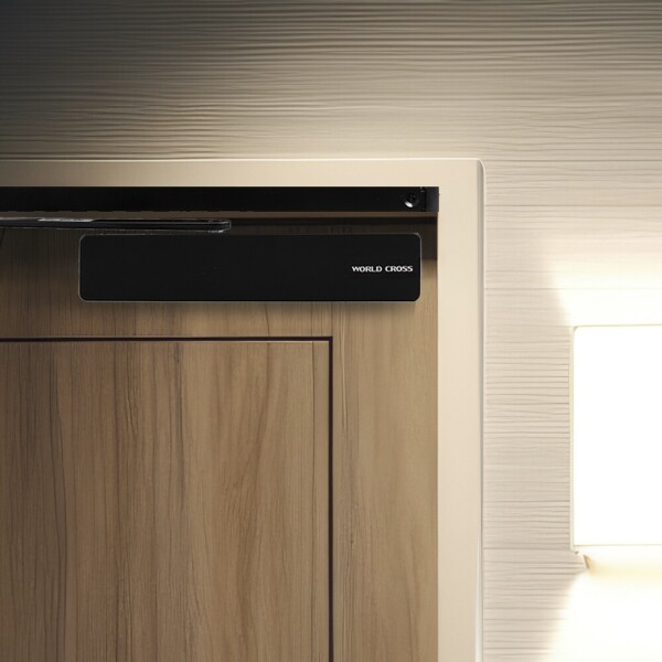 꾸밈닷컴 - 도어부속/슬라이딩도어 ▼ > 도어클로저/도어체크 > 목문 자동 도어클로저 WS220T 손끼임방지 실내 방문 노출형 알루미늄