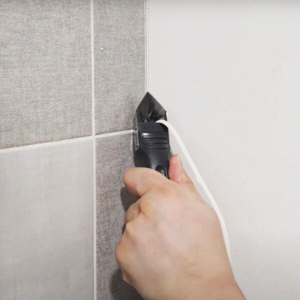 꾸밈닷컴 - 수공구/전동공구/잡화류 ▼ > 수공구▼ > 목공끌/조각도 > 3in1 다용도 실리콘 스크래퍼