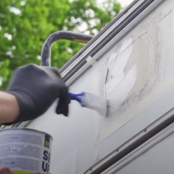 꾸밈닷컴 - 접착용품/케미컬/페인트 ▼ > 접착용품/케미컬류 > 바르는 실내용 방수제 씰업 엘라스틱 화이트