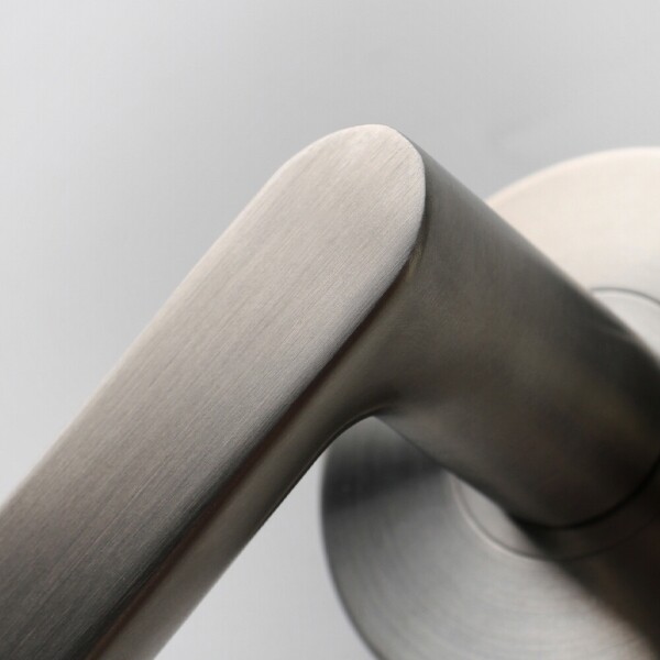 꾸밈닷컴 - 손잡이/도어락 ▼ > 방문손잡이 ▼ > 레버 버튼형 > 스텐 방문손잡이 HD019