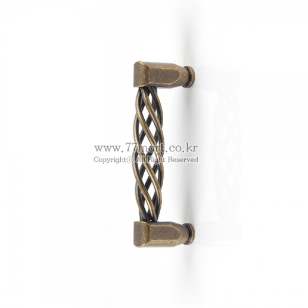 꾸밈닷컴 - 이달의 특가 > [특가] 가구손잡이 꽈배기 AB (P96mm)