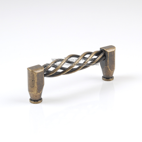 꾸밈닷컴 - 이달의 특가 > [특가] 가구손잡이 꽈배기 AB (P96mm)