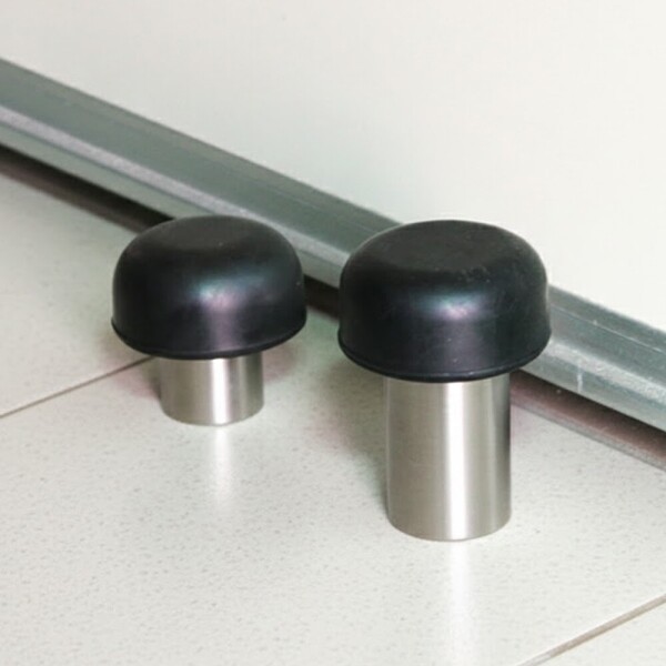 꾸밈닷컴 - 도어부속/슬라이딩도어 ▼ > 도어스토퍼/말발굽/도어쿠션 ▼ > 도어스토퍼 > 스텐 도어스토퍼 콘크리트 바닥 고정용