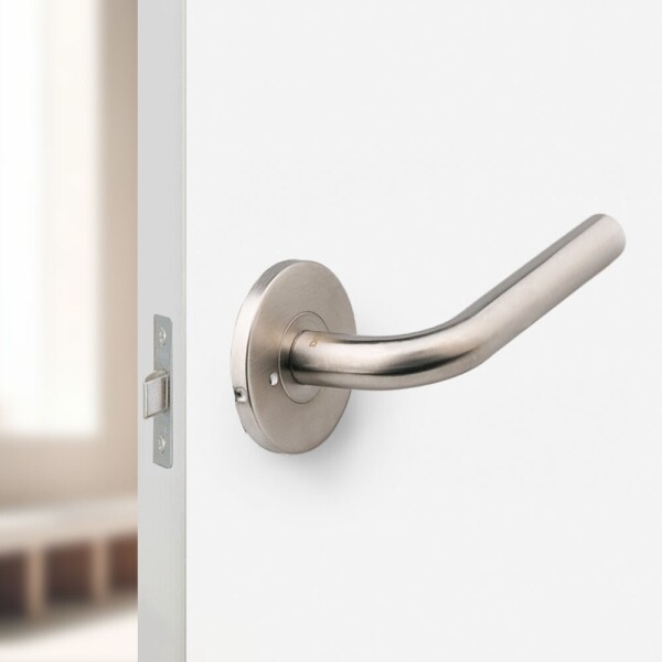 꾸밈닷컴 - 손잡이/도어락 ▼ > 방문손잡이 ▼ > 레버 버튼형 > 도무스 방문손잡이 905SS 스텐