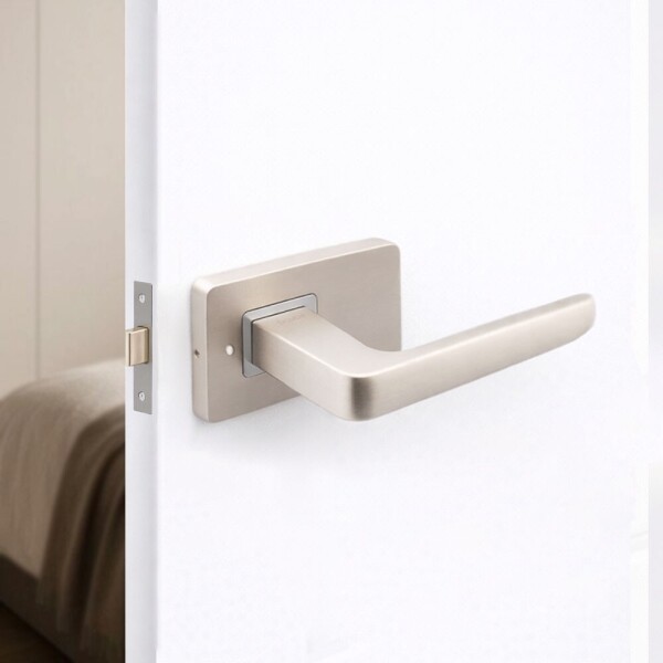 꾸밈닷컴 - 손잡이/도어락 ▼ > 방문손잡이 ▼ > 레버 버튼형 > 도무스 방문손잡이 712NI 니켈