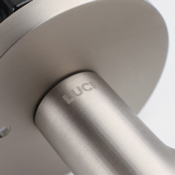 꾸밈닷컴 - 손잡이/도어락 ▼ > 방문손잡이 ▼ > 레버 버튼형 > 루체 방문문손잡이 LU-377 (타공 45mm)