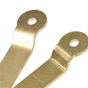 꾸밈닷컴 - 가구부속/캠핑카부속 ▼ > 가스쇼바/수대/각도조절대 ▼ > 수대/스테이/각도조절대 > 스테이 소형 가구용 금색 130mm